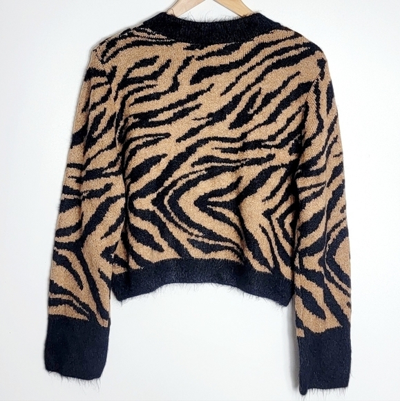 H&M Zebra Print Jacquard-knit Women's Cropped Sweater - Picture 5 of 5